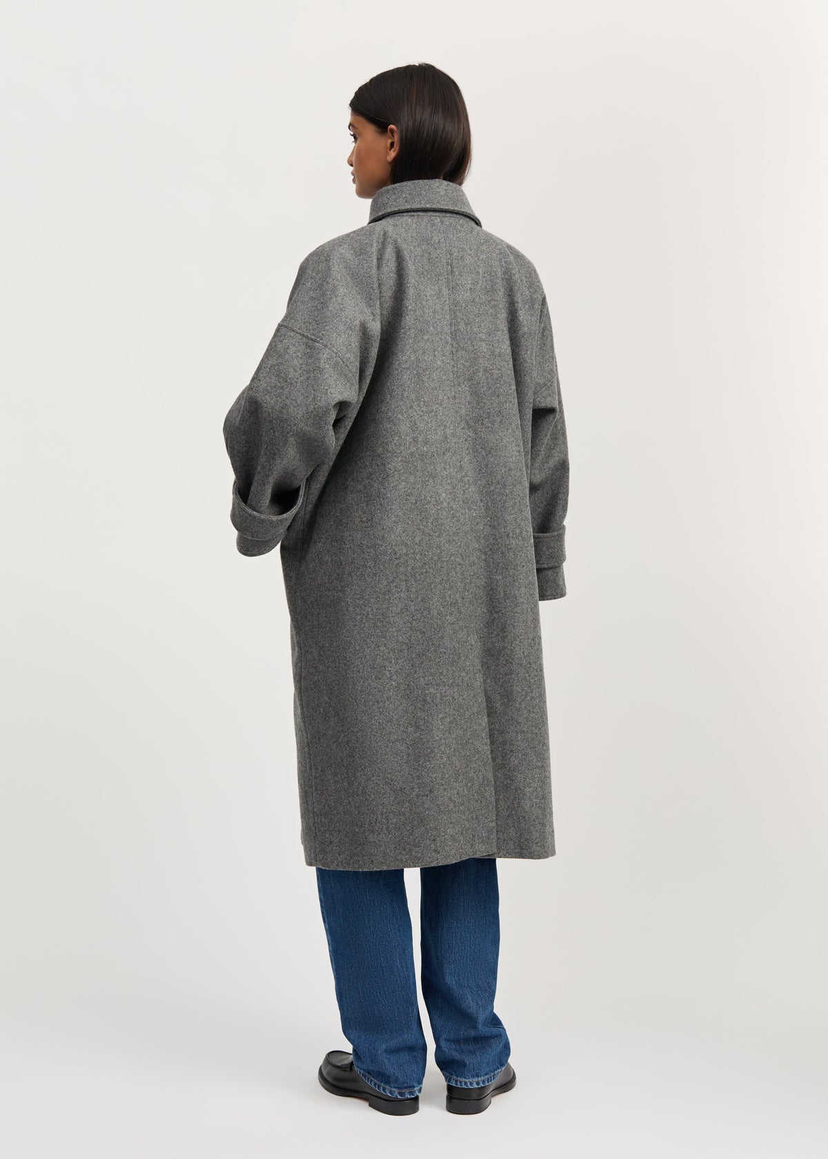 Jo Coat Loden i Pure Grey – set fra siden