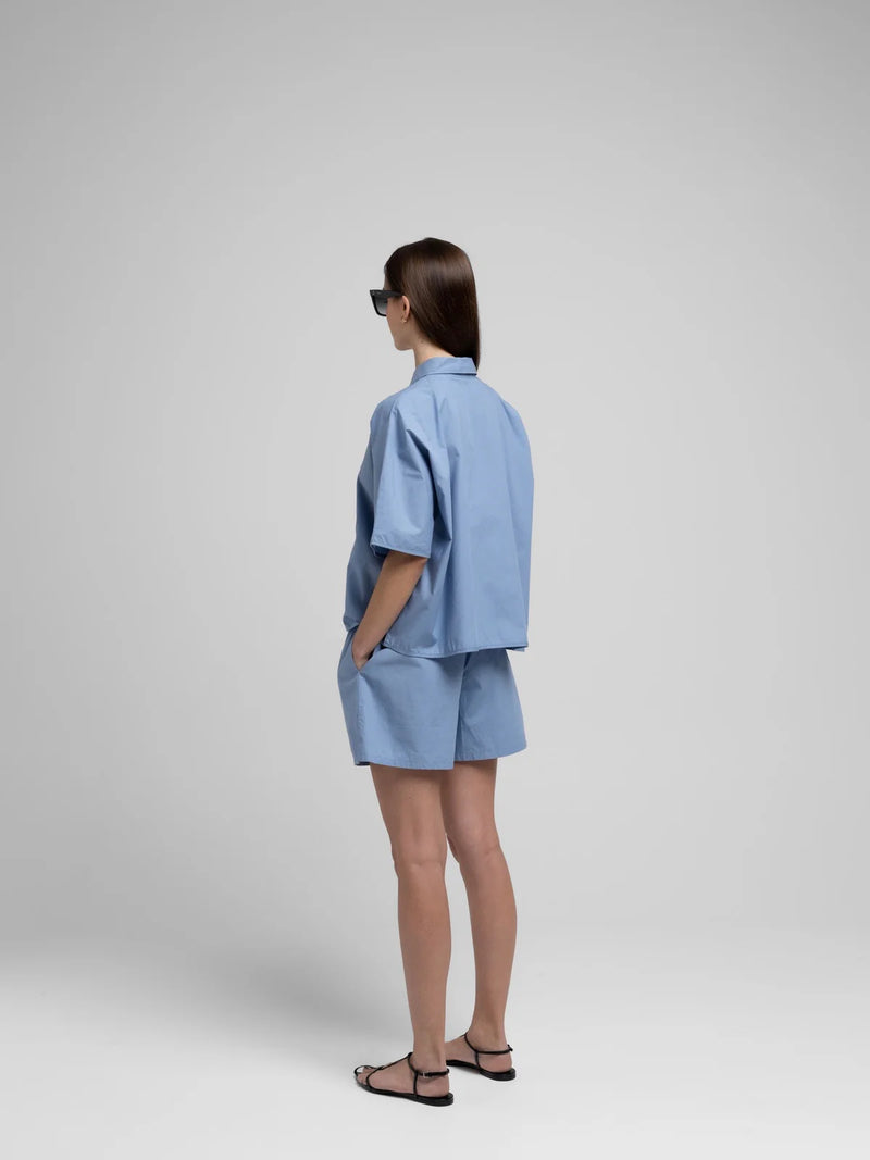 OCEAN POPLIN SHORTS, FADED DENIM BLUE