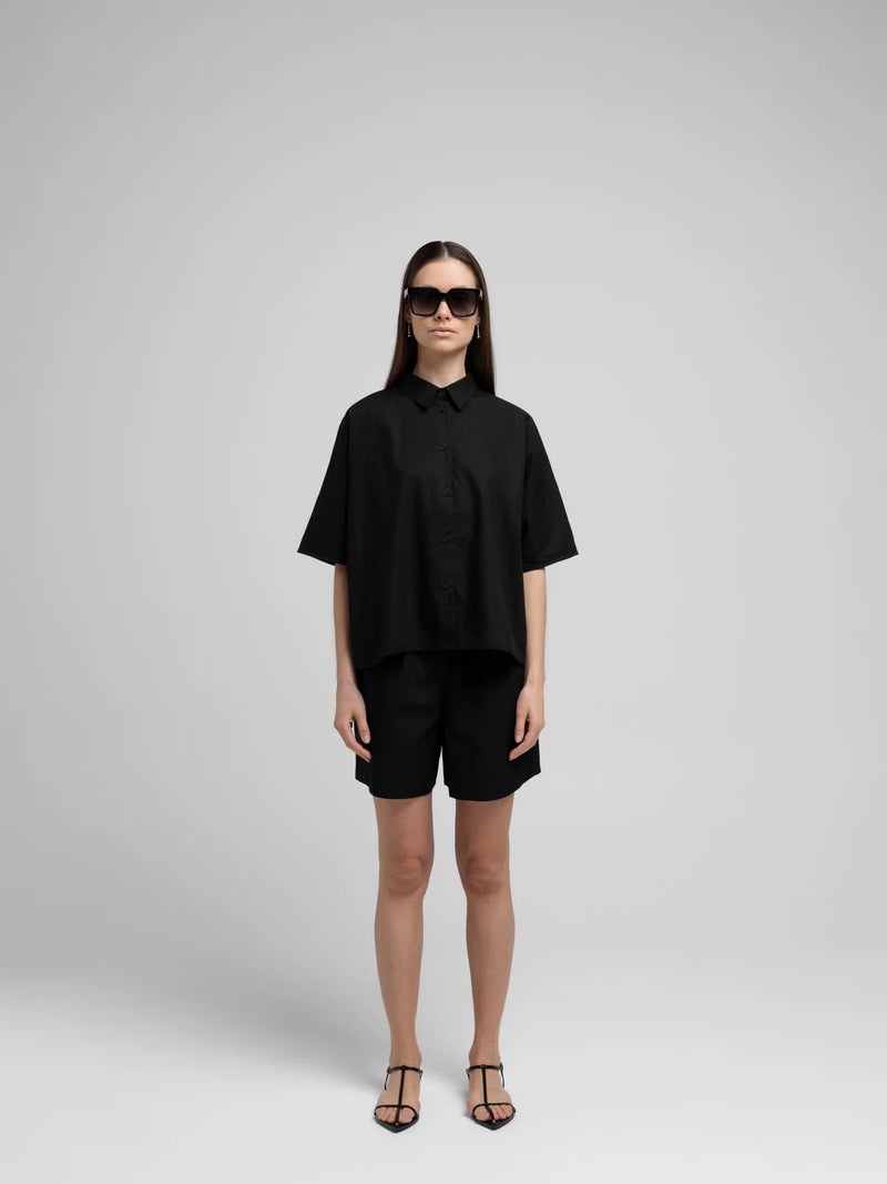 OCEAN POPLIN SHORTS, BLACK