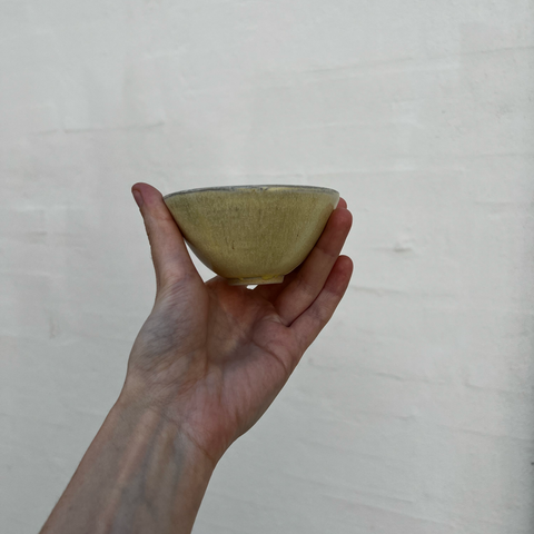 Gul skål, Ø 9-11.5 cm