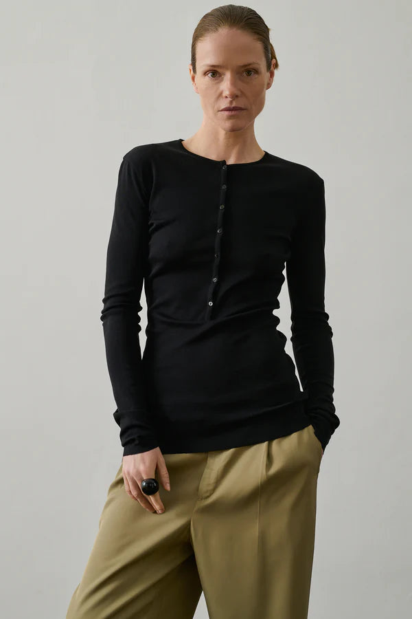 Pernille t-shirt, Black