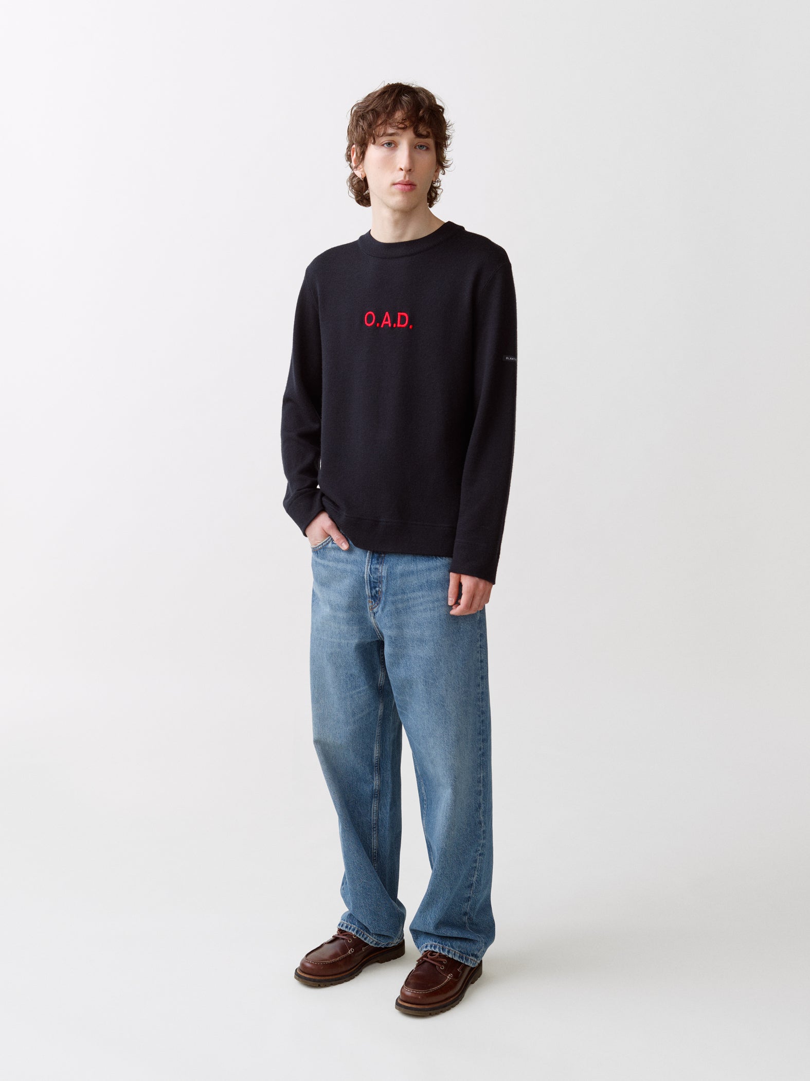 Blaatrøie No. 1, Navy / Red embroidery