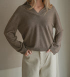 Womens Oversized Collar V-Neck, Truffle