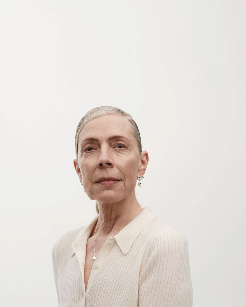 Karoline, Silver