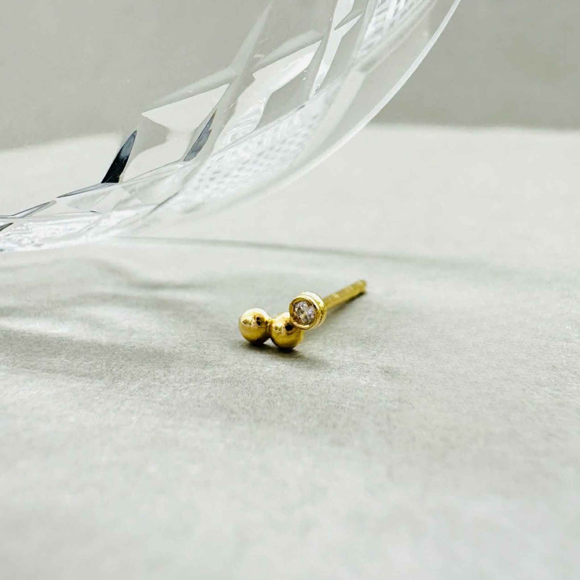 3 Dots Diamond, 18K Gold