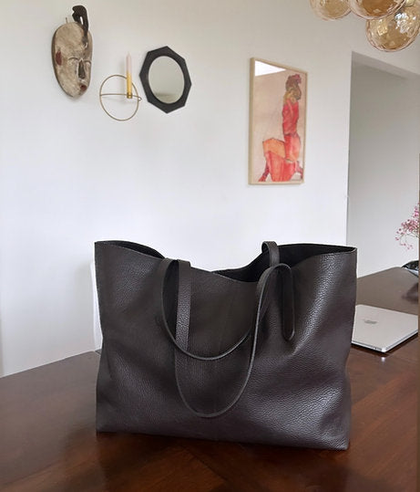 Karin Bag, Testa Moro