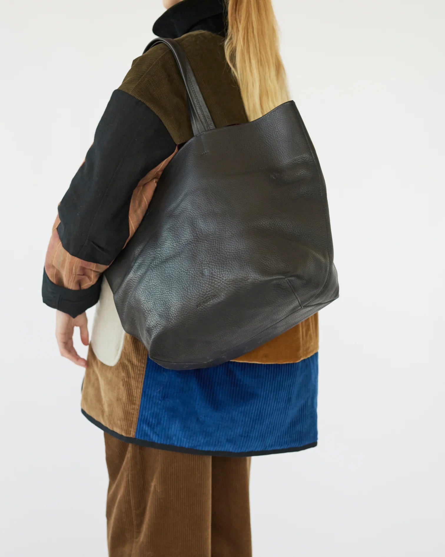Full Grain Leather Bag, Black 2
