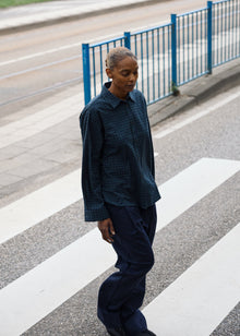 Penny Shirt Check i Evergreen – look fra Aiayu AW26