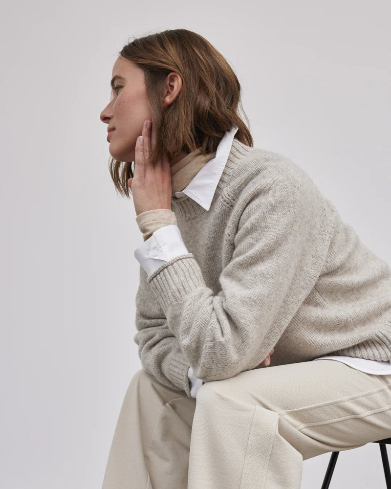 Elida Raglan Knit, Sand Melange