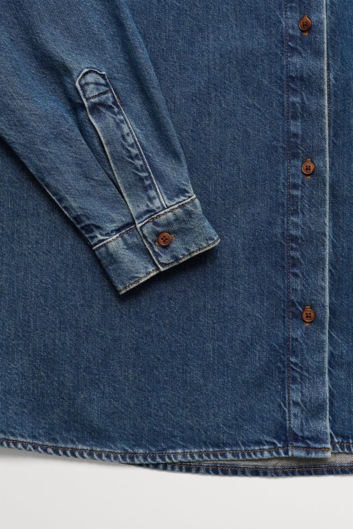 Skall Studio Edgar Shirt denim detalje