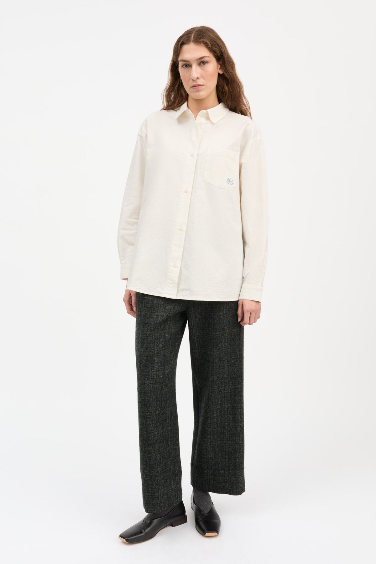Skall Studio Edgar Shirt Oxford off white detalje