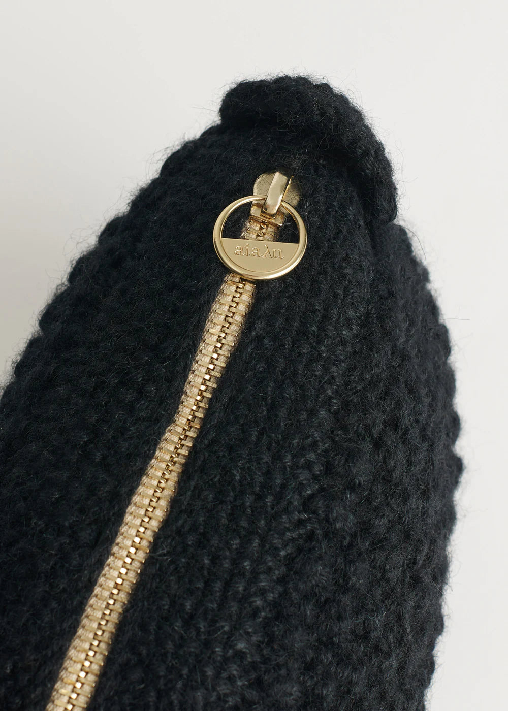 Helen Chain Classic, Black