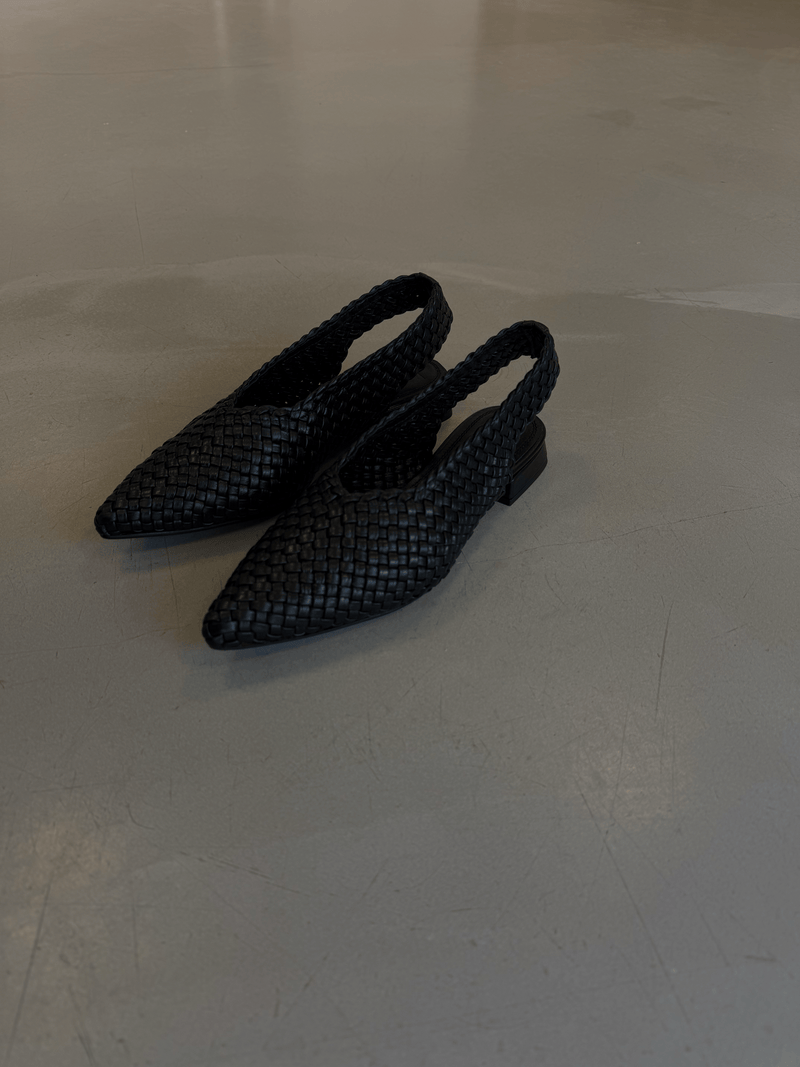 Soledad woven slingback sandal, Black