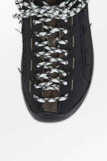Jasper Split x Skall, Black