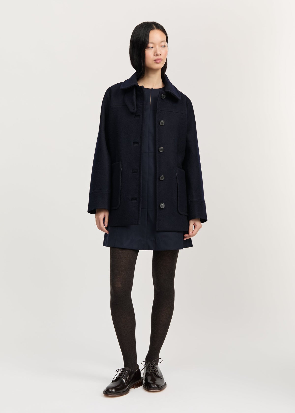 Jamie Jacket Loden i Navy fra Aiayu