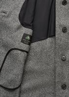 Jo Coat Loden i Pure Grey – lomme og ærmestrop