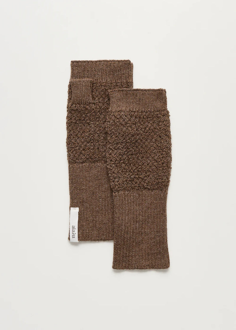 Sandy MIttens, Brownie