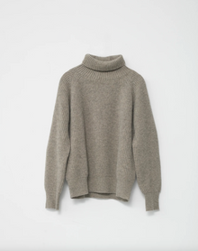 Shetland Wool Turtleneck, Nature