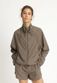 Track Jacket Oversized Kia, Almost Black