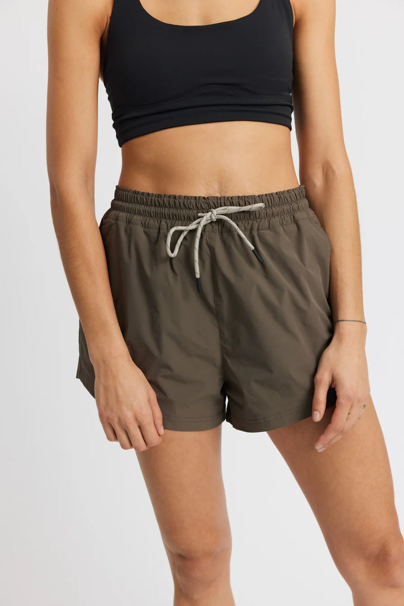 Track Shorts Petra, Dark Brown