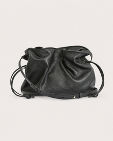 Camilla Grande, Black