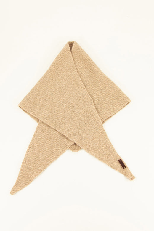 Quadro Triangle, Blushstone