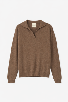 Womens Oversized Collar V-Neck, Truffle