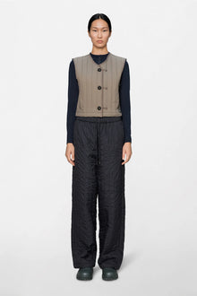 Banja Short Liner Vest, Cinder