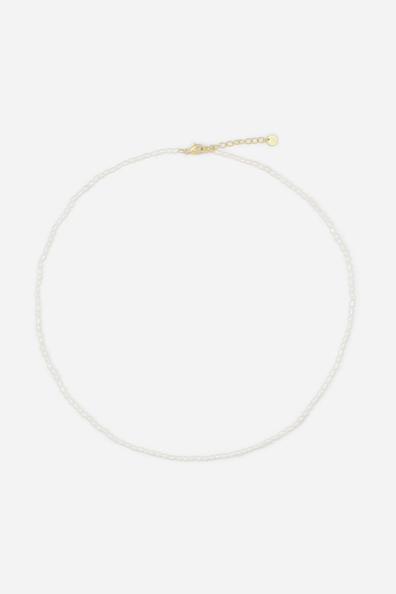 Tiny pearl necklace