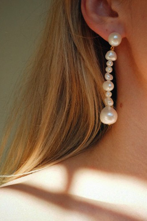 Laura earrings, Silver